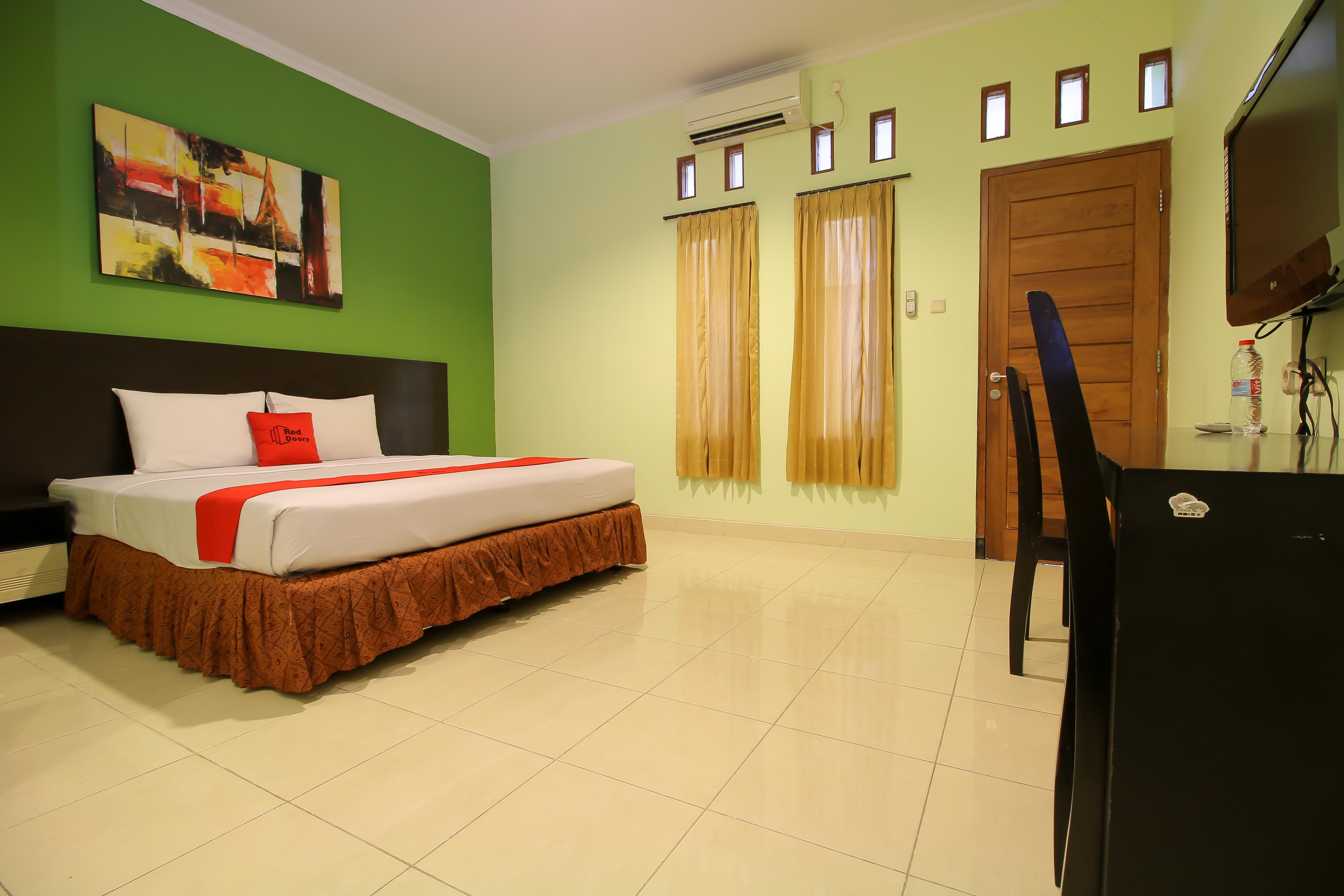Reddoorz Plus @ Taman Siswa 2 Yogyakarta Eksteriør billede