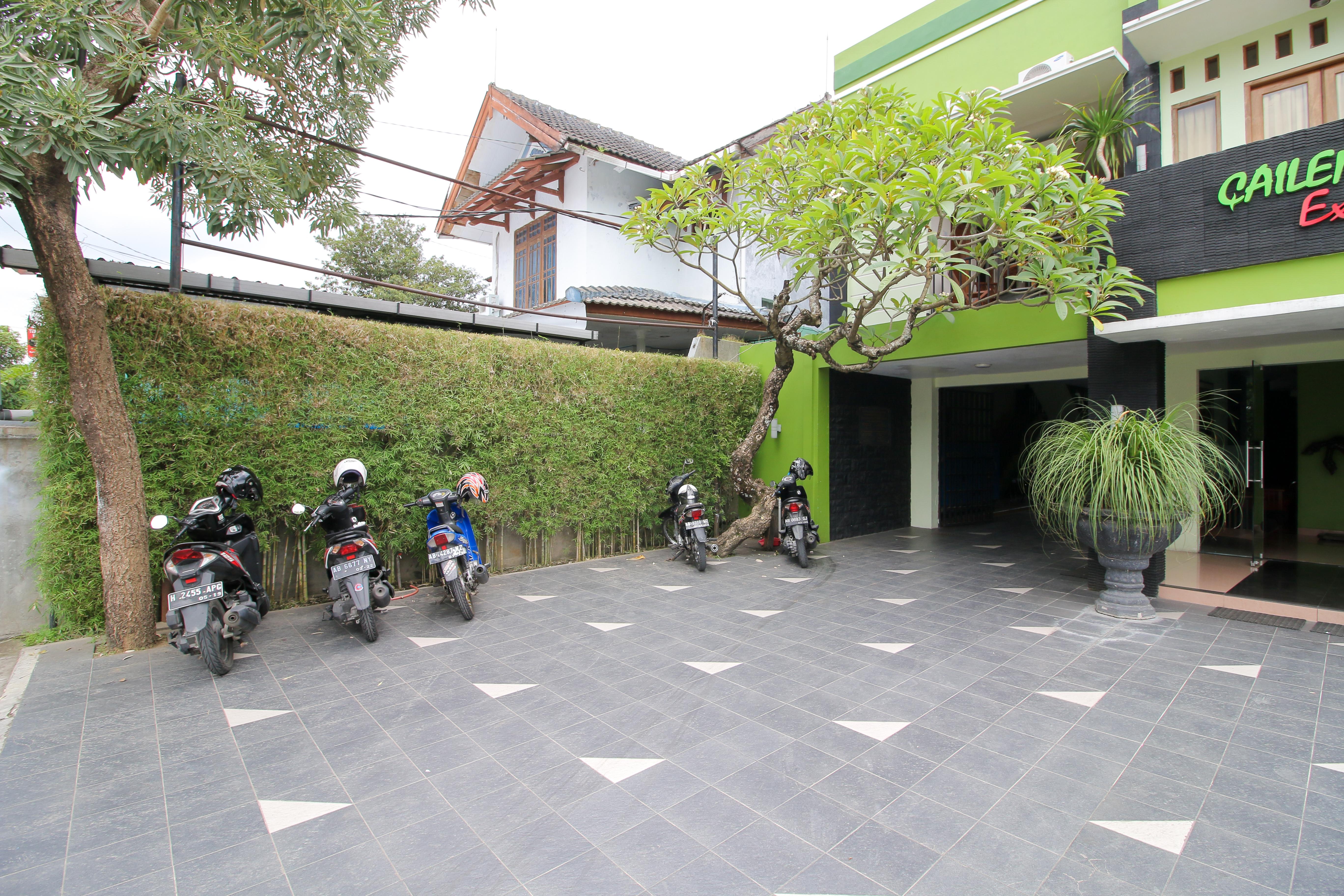 Reddoorz Plus @ Taman Siswa 2 Yogyakarta Eksteriør billede
