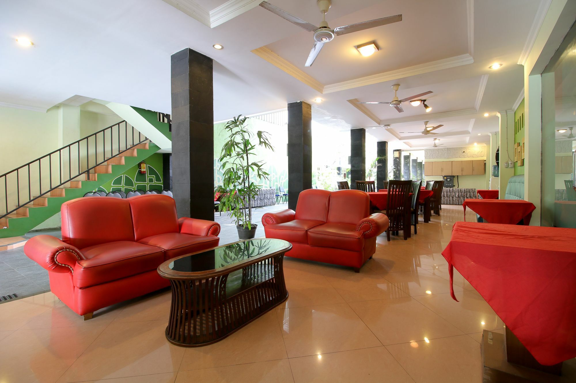 Reddoorz Plus @ Taman Siswa 2 Yogyakarta Eksteriør billede
